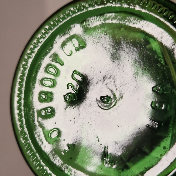 Vintage E.O. Brody Co. Green Glass Bud Vase - Picture 9 of 16